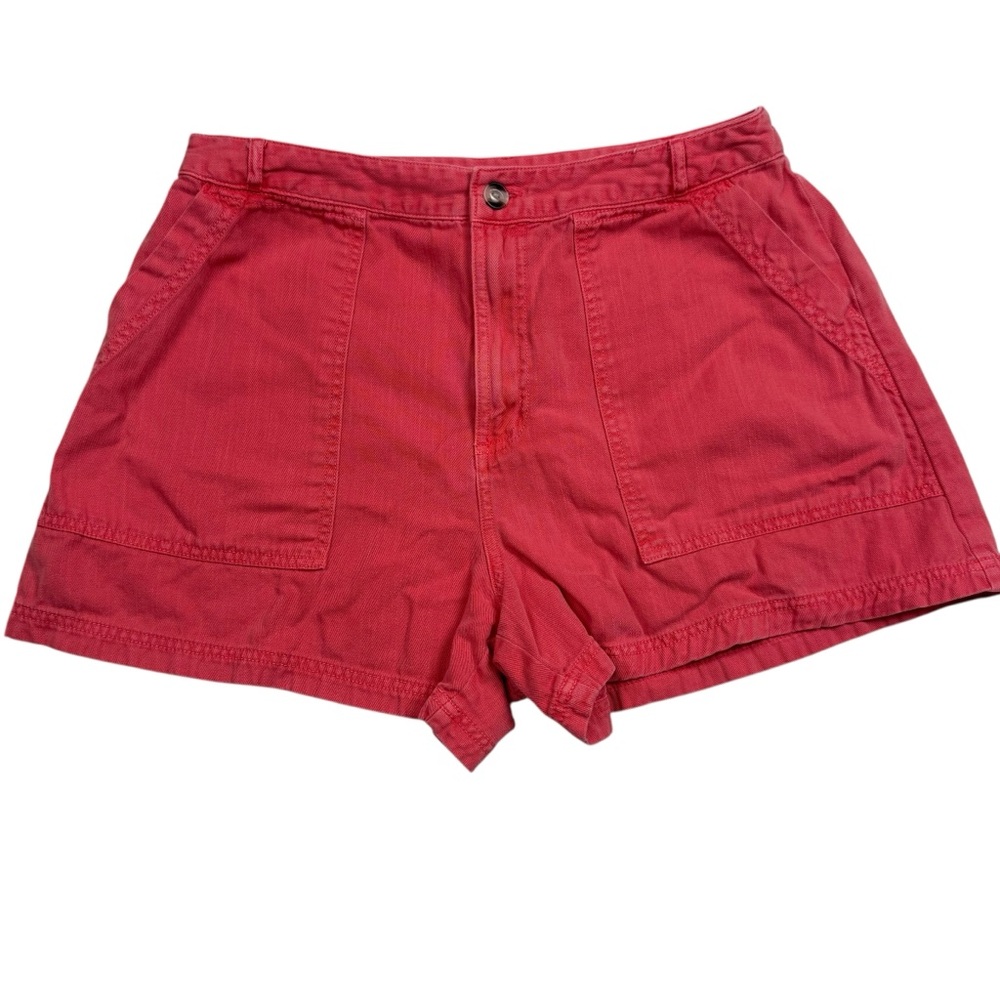 Universal Thread Coral Shorts